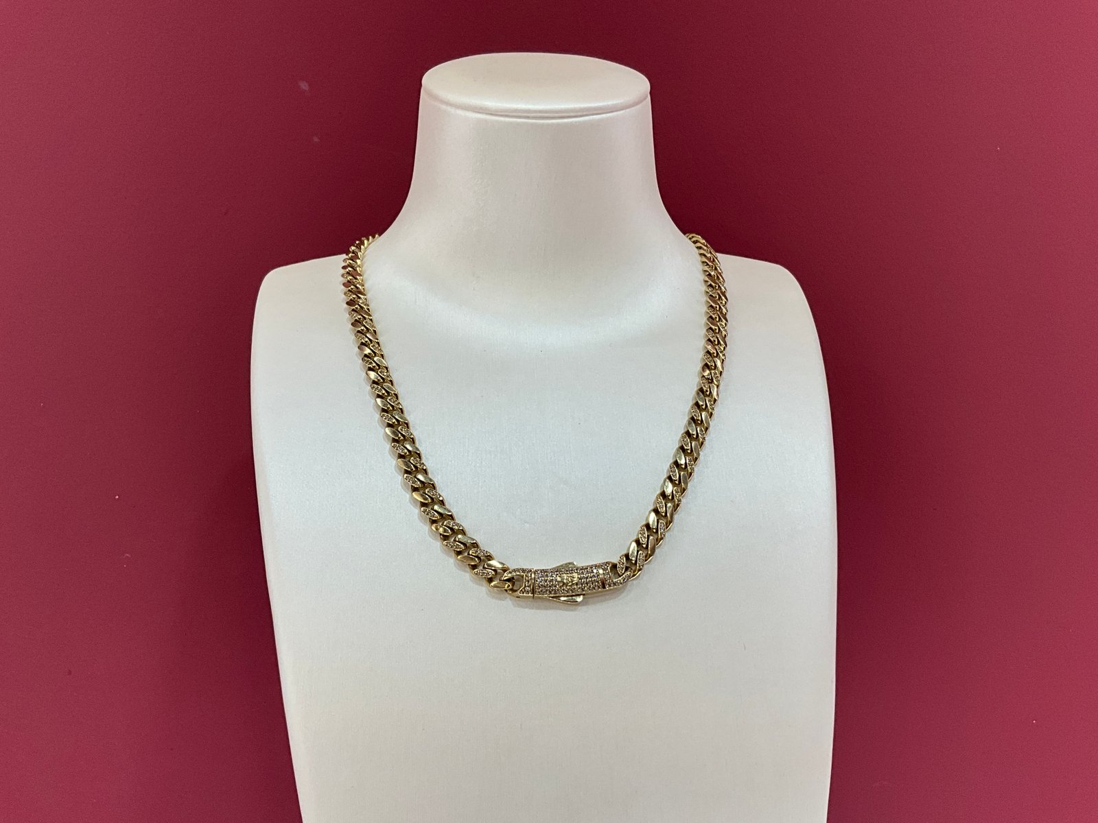 Cadenas 010