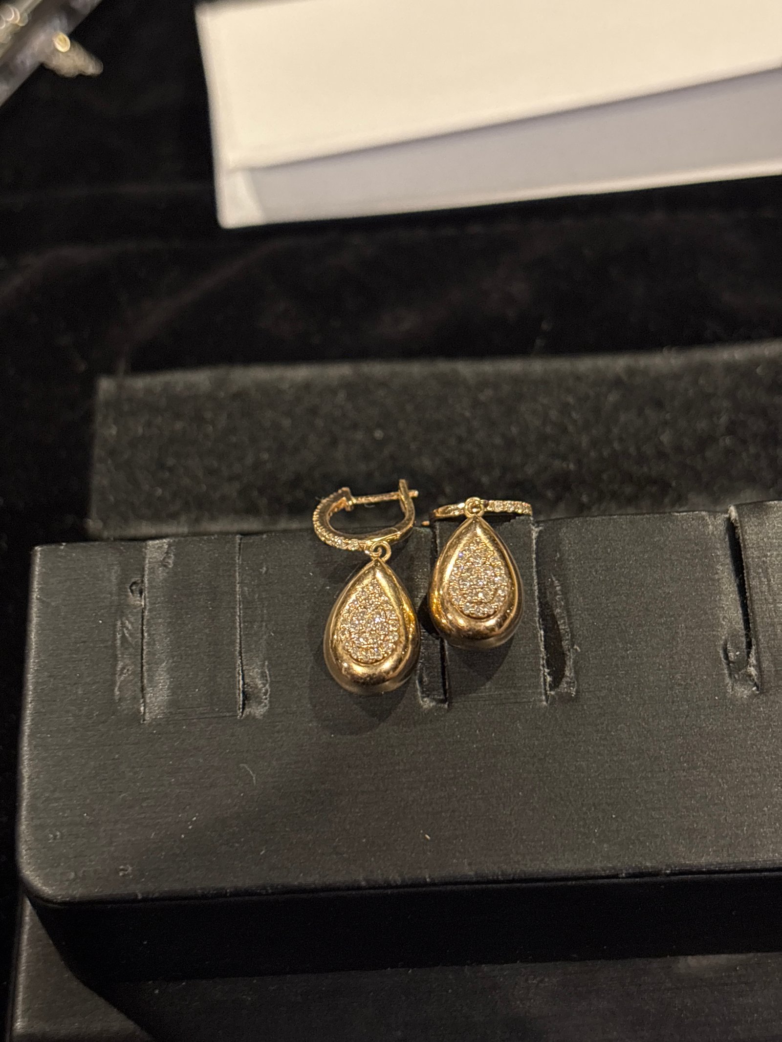Pendientes 019